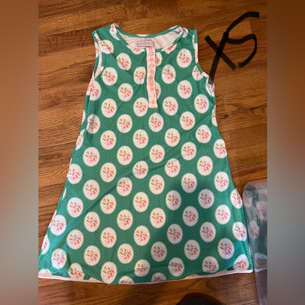 Sweet Honey gown xs EUC